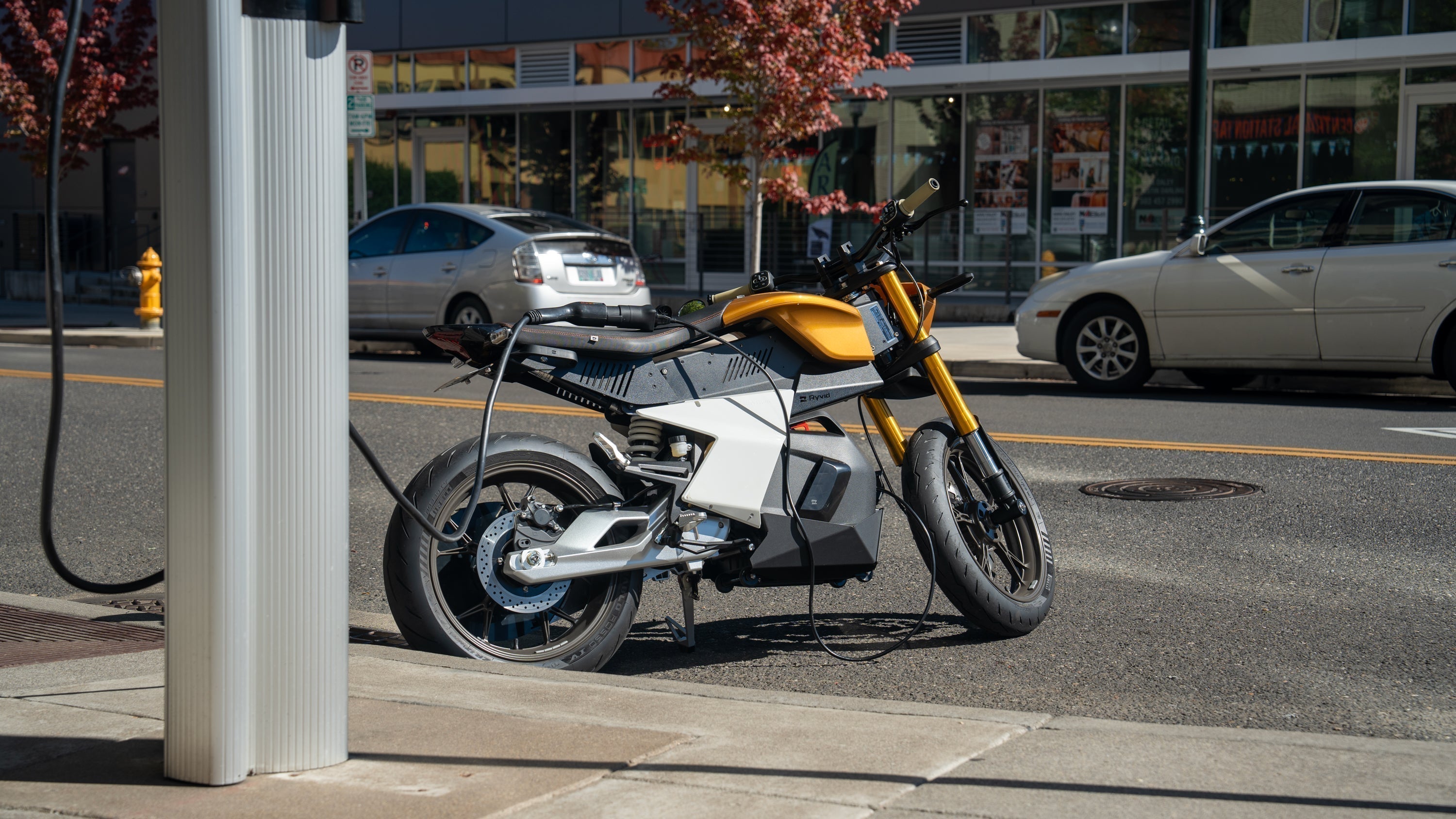 How to Find EV Charging Stations for an Electric Motorcycle
