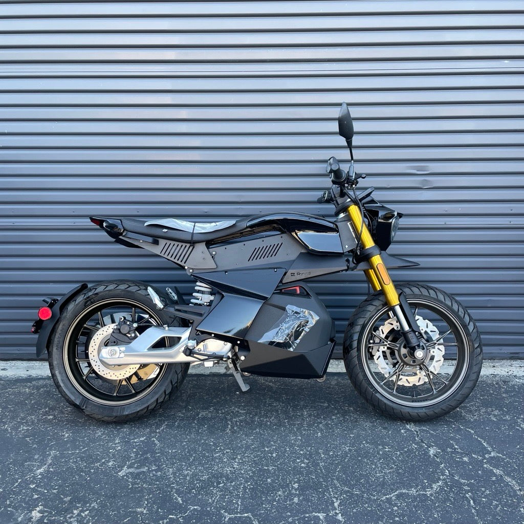 2023 Ryvid Anthem | Standard | 000107