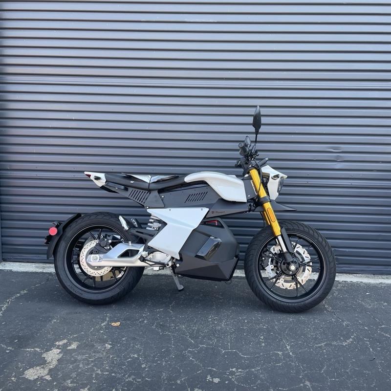 2023 Ryvid Anthem | Performance Upgrade | 00219